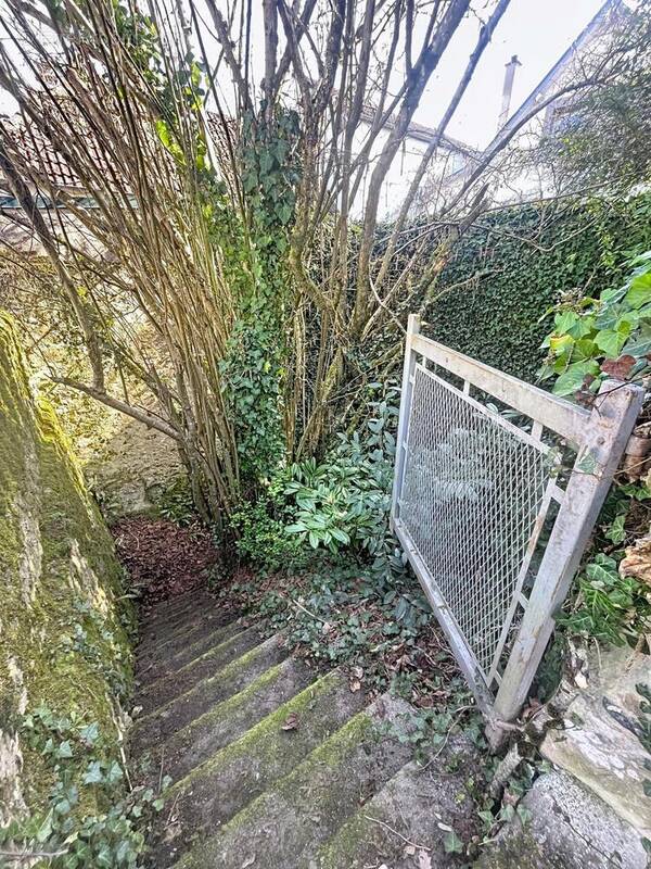 Photo 1 - Parking à JOUE-LES-TOURS