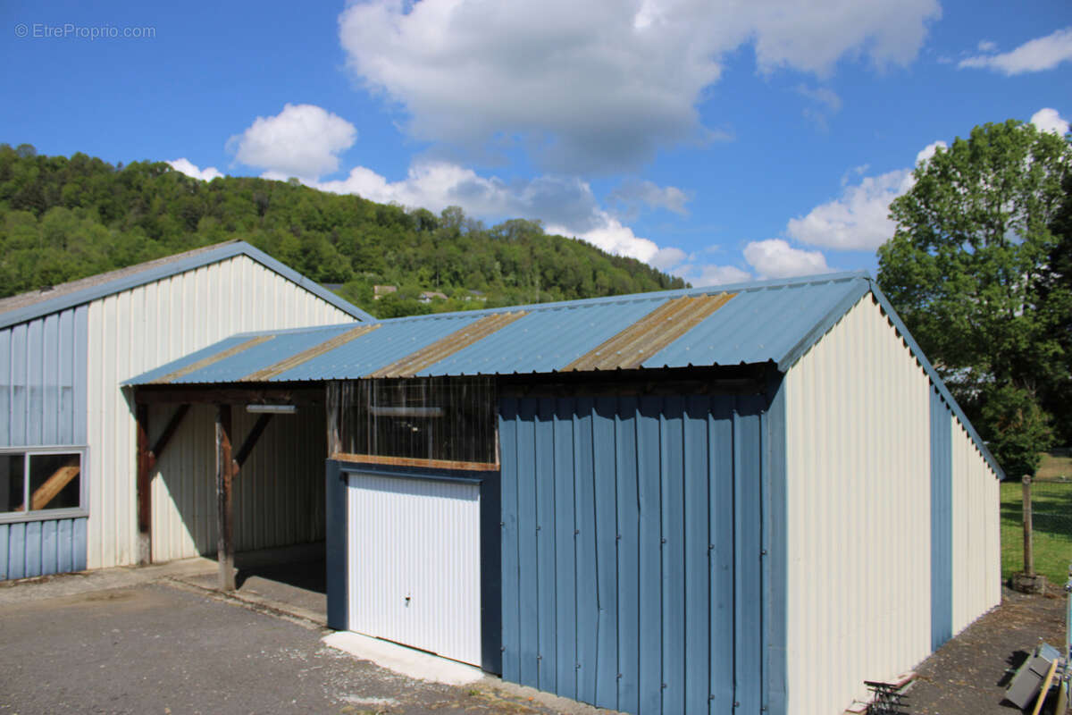 Maison à RIOM-ES-MONTAGNES