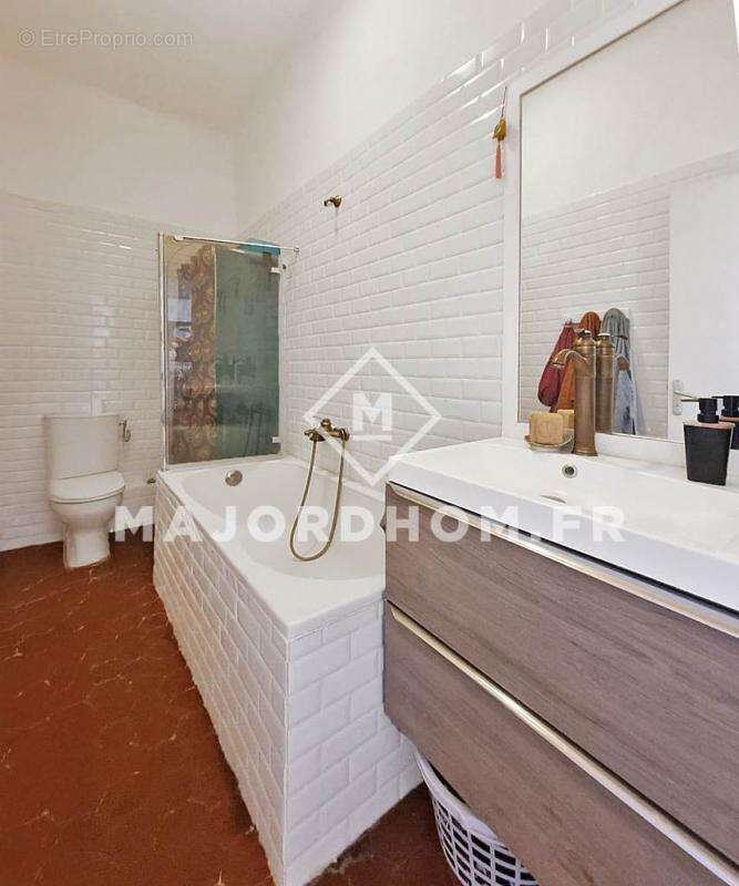 Appartement à MARSEILLE-7E