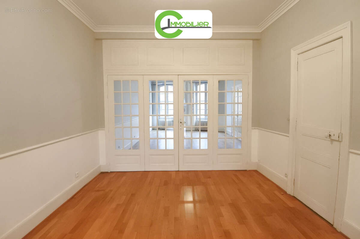 Maison à LA FERTE-BERNARD