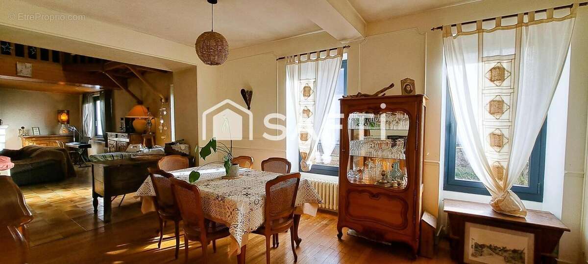 Maison 142 m² à Chateau-Landon  - photo 5