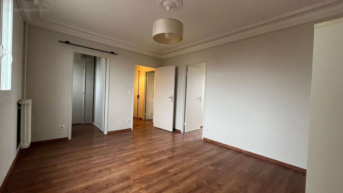 Appartement à VITRY-SUR-SEINE