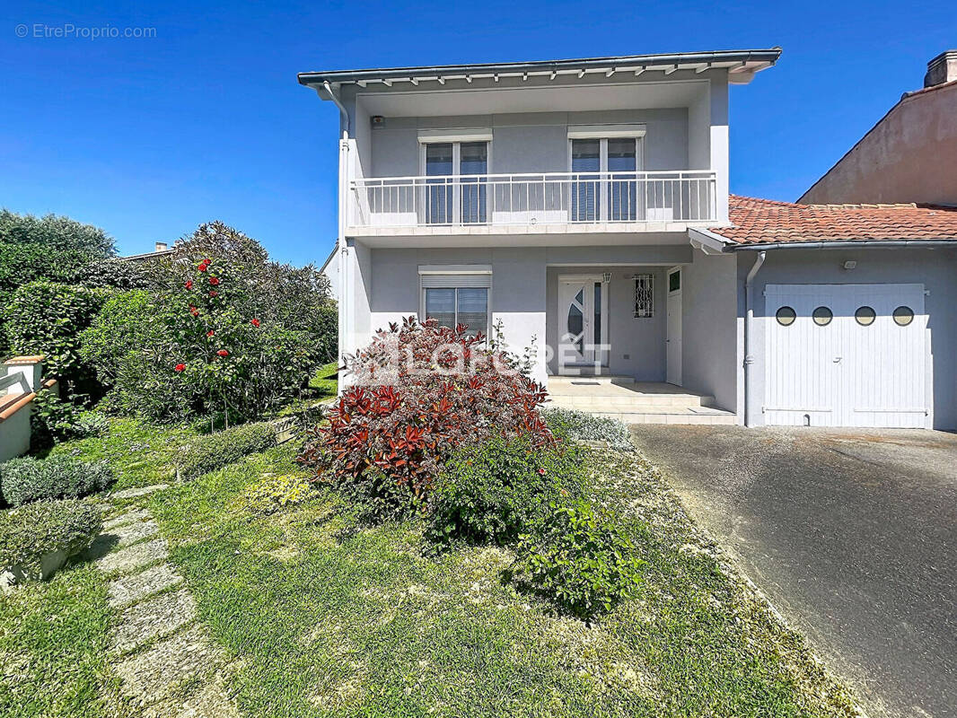 Maison à CASTELSARRASIN
