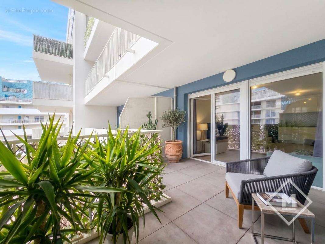 Appartement à MARSEILLE-8E