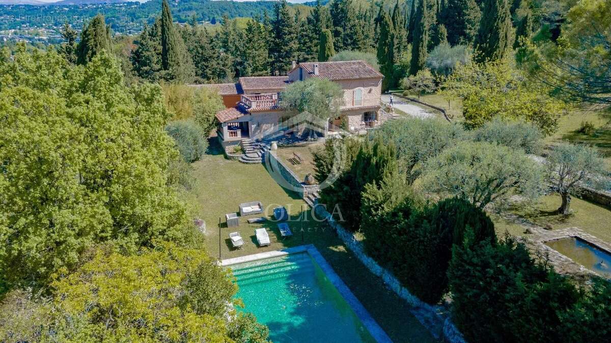 Maison à MOUGINS