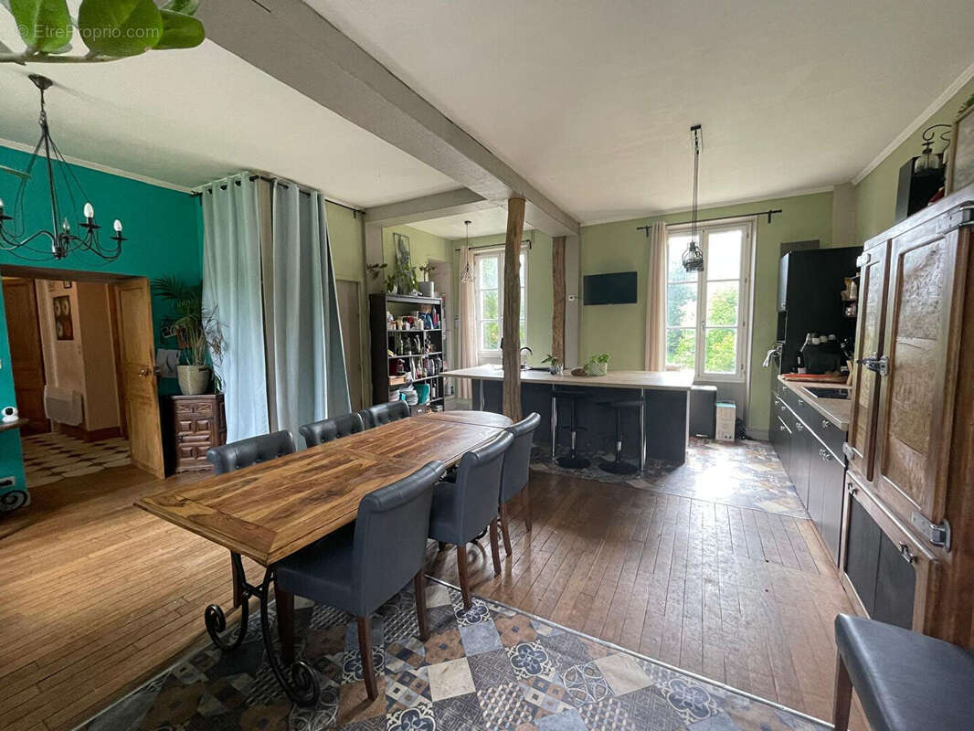 Maison à CHATEAU-THIERRY