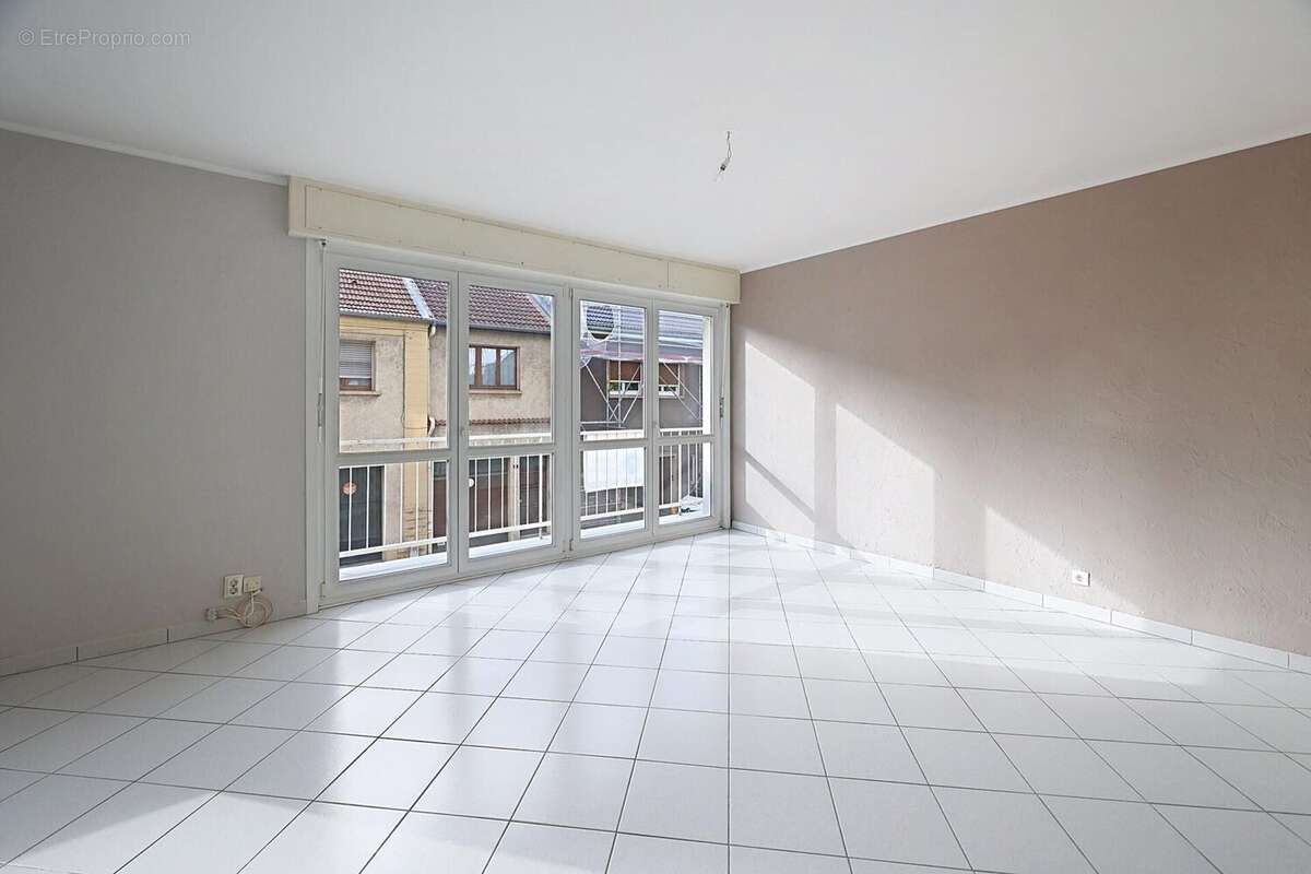 Photo 2 - Appartement à AMNEVILLE