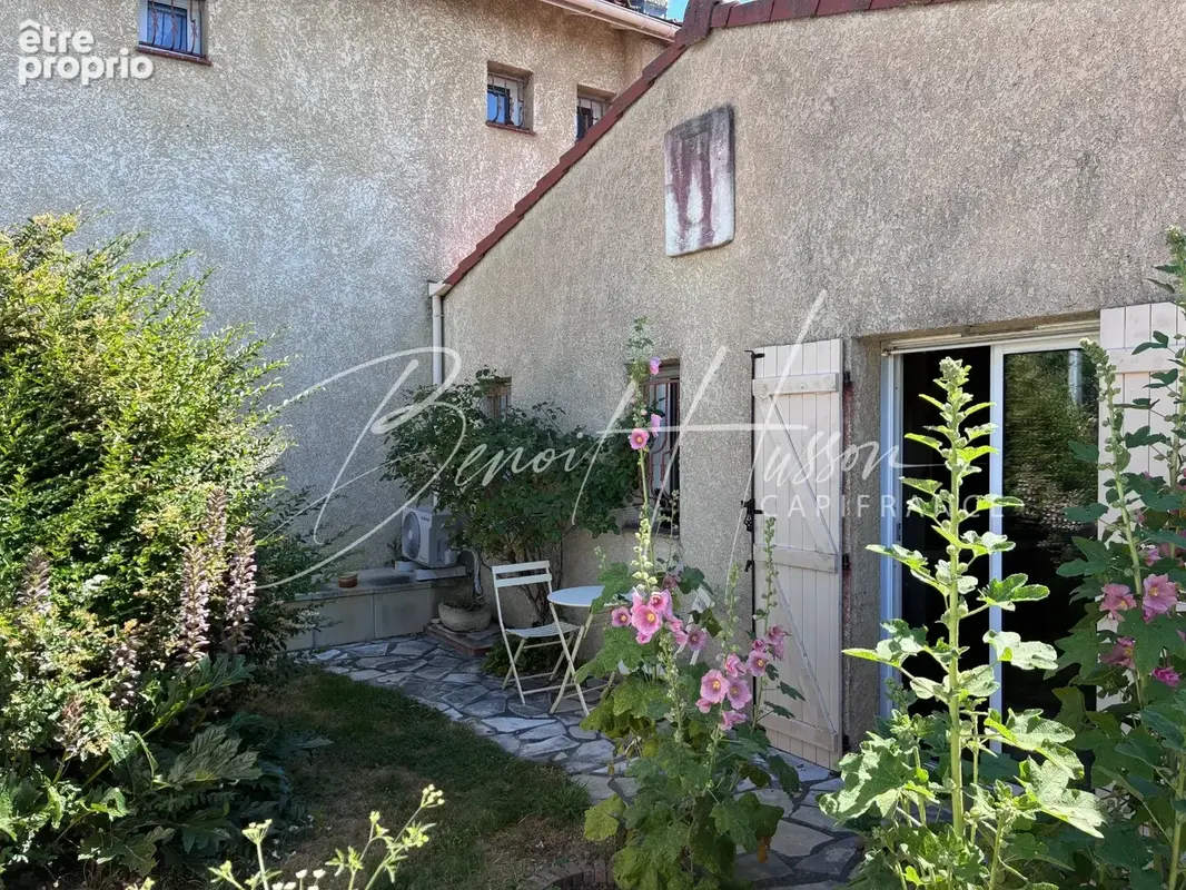 Maison T7 de 187.14m² sur terrain de 741m² - photo 2
