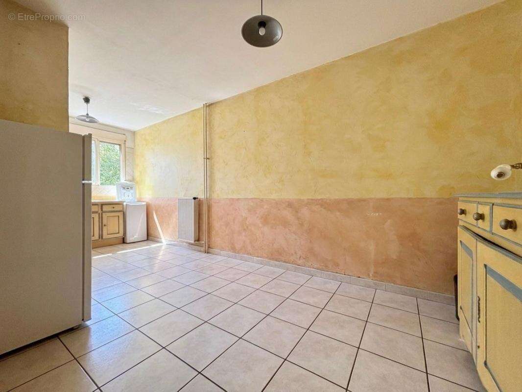 À Vendre, Appartement T3/4 avec terrasse + Cave & Garage boxé / La Terrasse – Limayrac 31500 Toulouse - photo 6