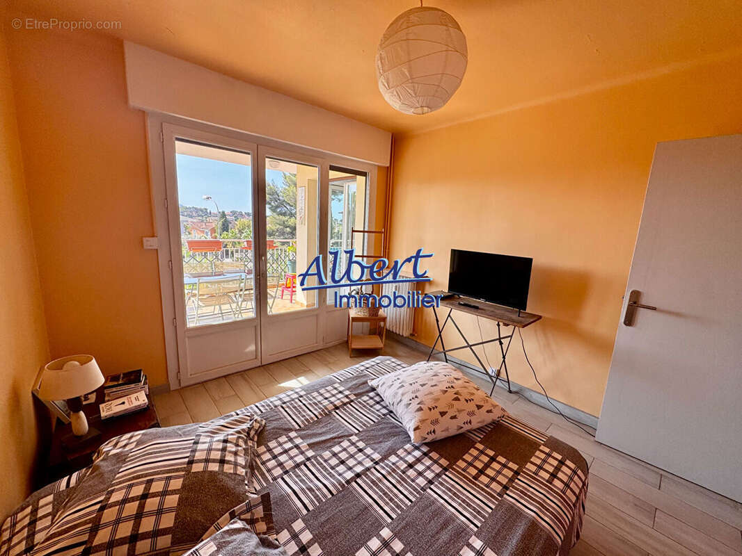 Appartement à SANARY-SUR-MER