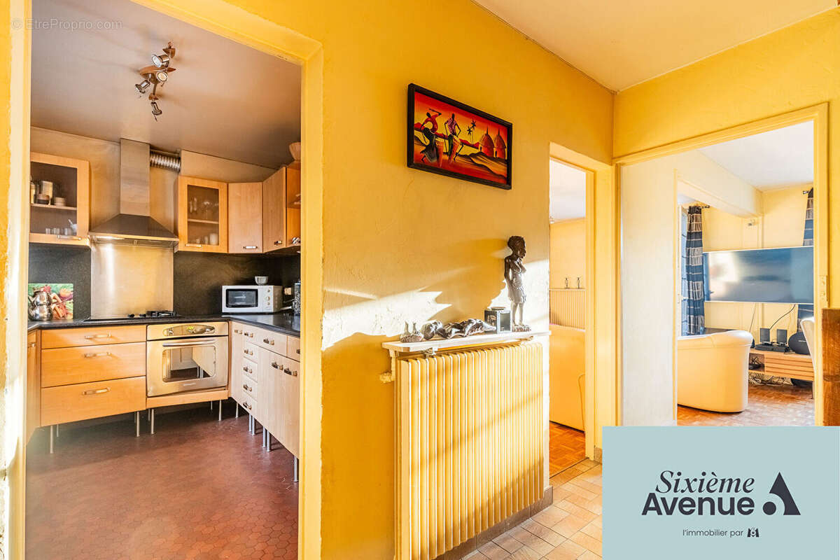 Maison à SAVIGNY-SUR-ORGE