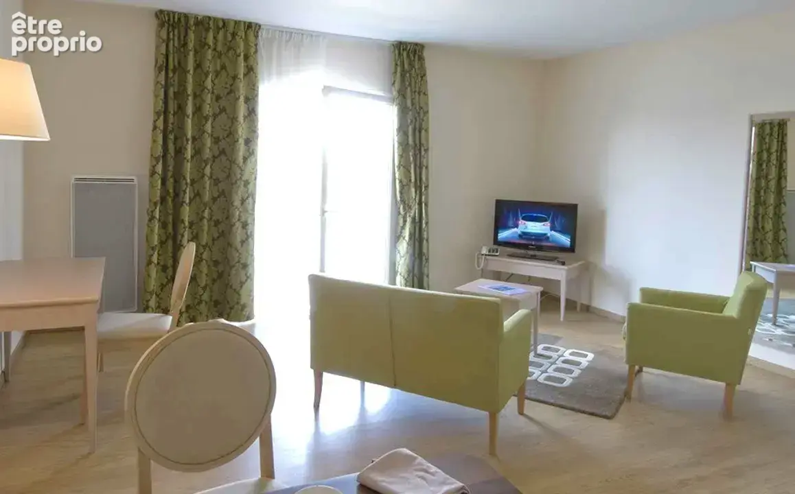 INVESTISSEMENT LOCATIF  Alençon  Résidence Seniors Le Jardin des Lys - 6,82% de rentabilité - photo 2