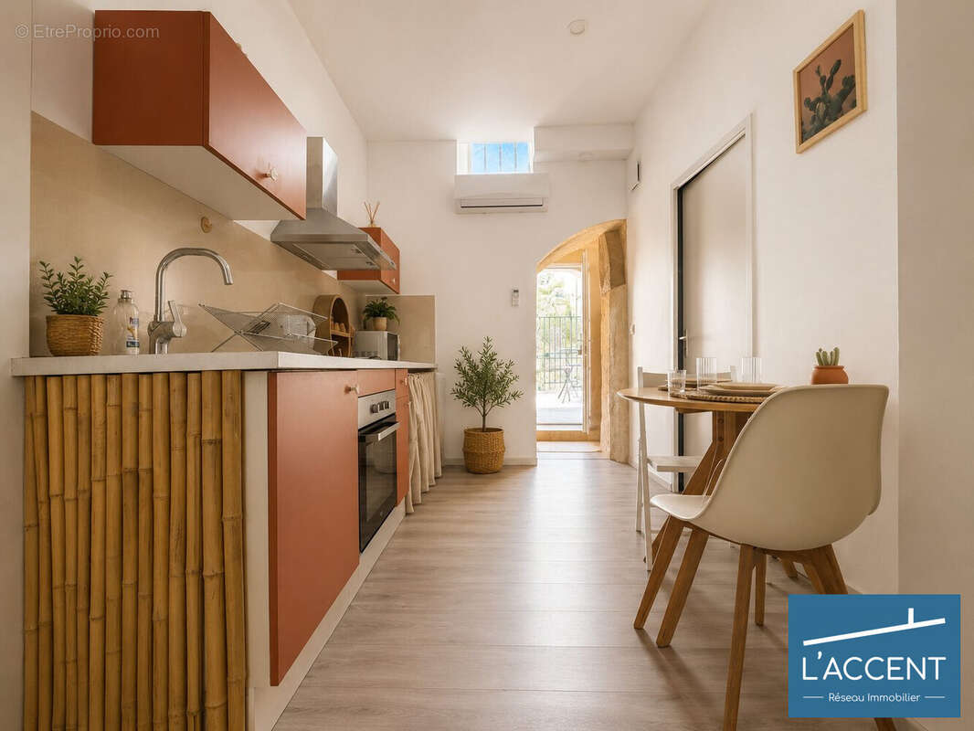 Appartement 26 m² à Nimes  - photo 3