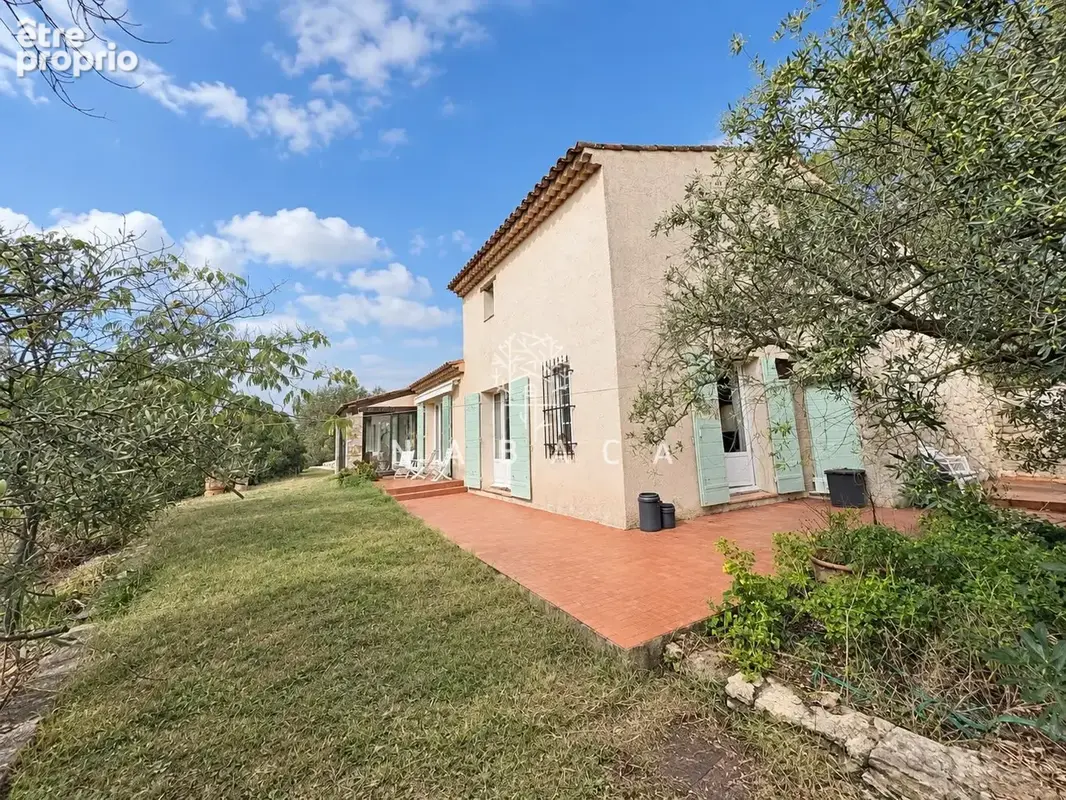 Maison 6 pièces 195 m² à vendre à Fayence (83440) - photo 2