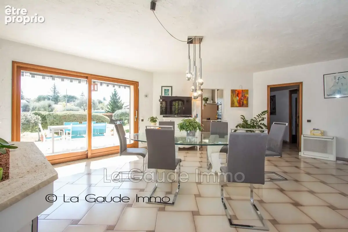 Maison 6 pièces 155 m² à vendre à La Gaude (06610) - photo 9