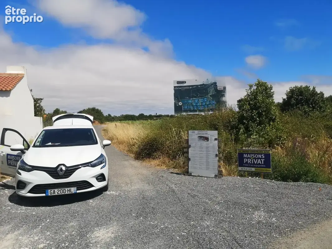 Photo Terrain à Givrand au prix de 124 500€
