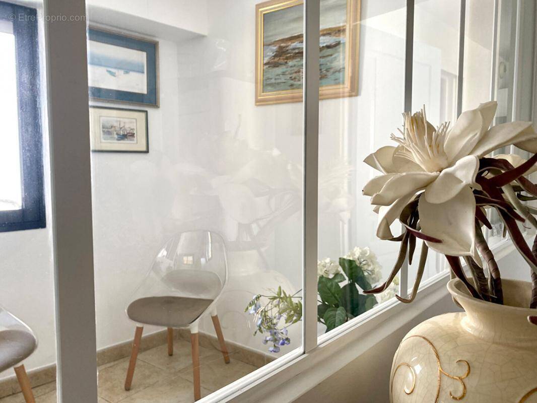 Appartement à SIX-FOURS-LES-PLAGES