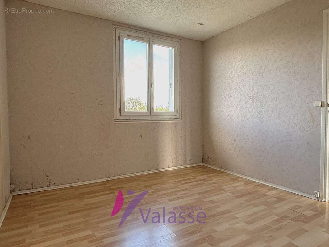 Appartement à SAINT-MAURICE-D'ETELAN