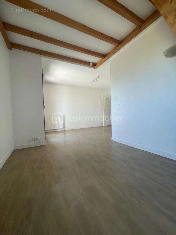 Appartement à ECHIROLLES