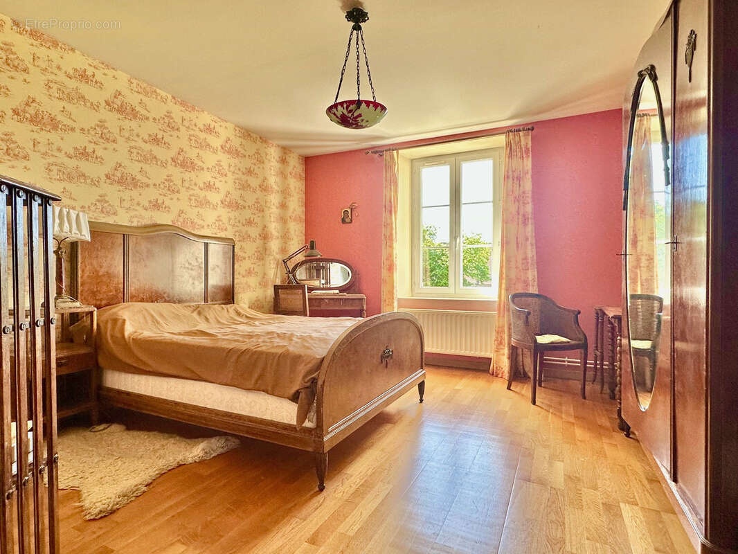 Maison à CREPY-EN-VALOIS