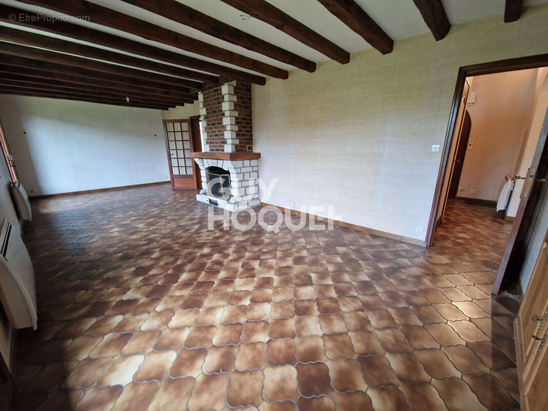 Maison à BRUYERES-ET-MONTBERAULT