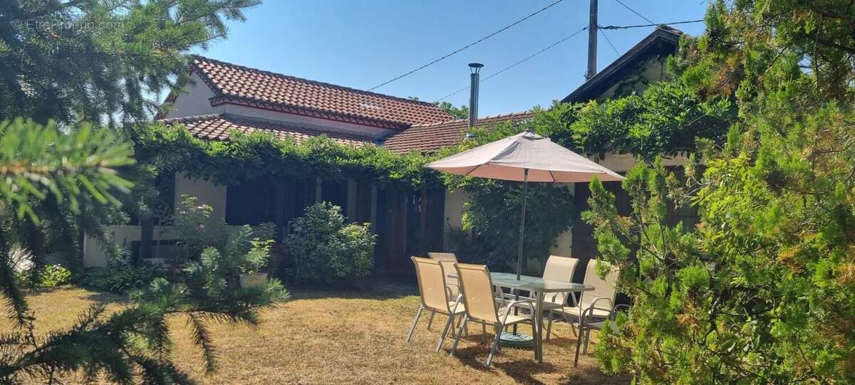 Maison de plain pied avec piscine - photo 14