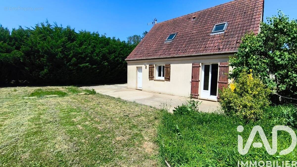 Photo 1 - Maison à BEAUVILLIERS