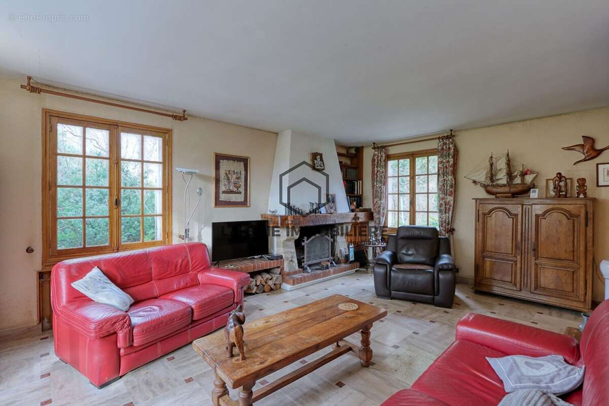 Maison 148 m² à Santeny  - photo 5