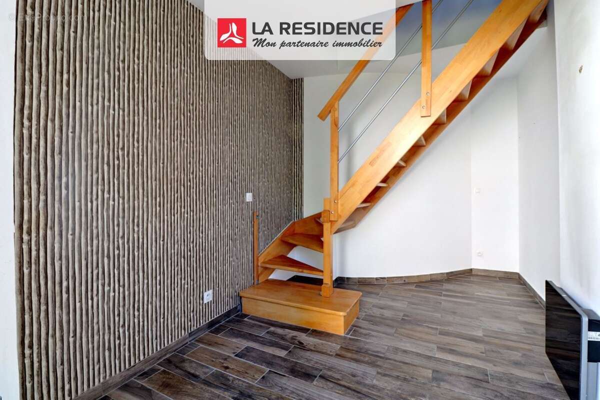 Maison à MAURECOURT