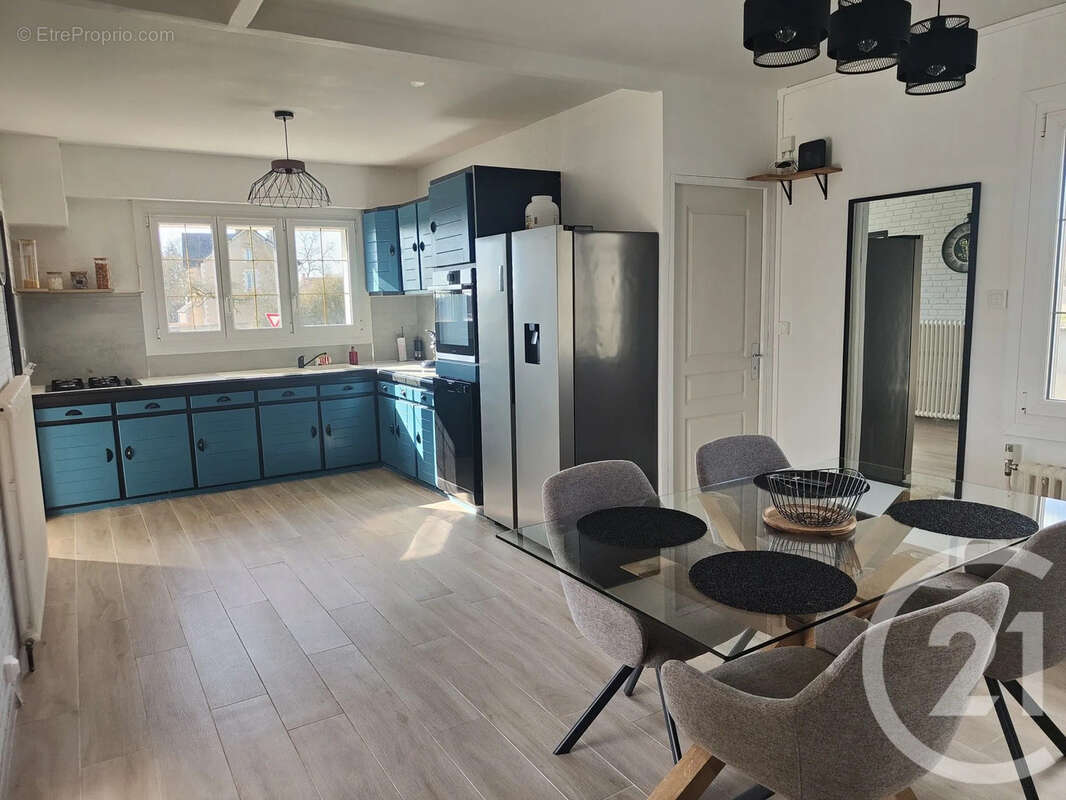 Maison à MESVES-SUR-LOIRE