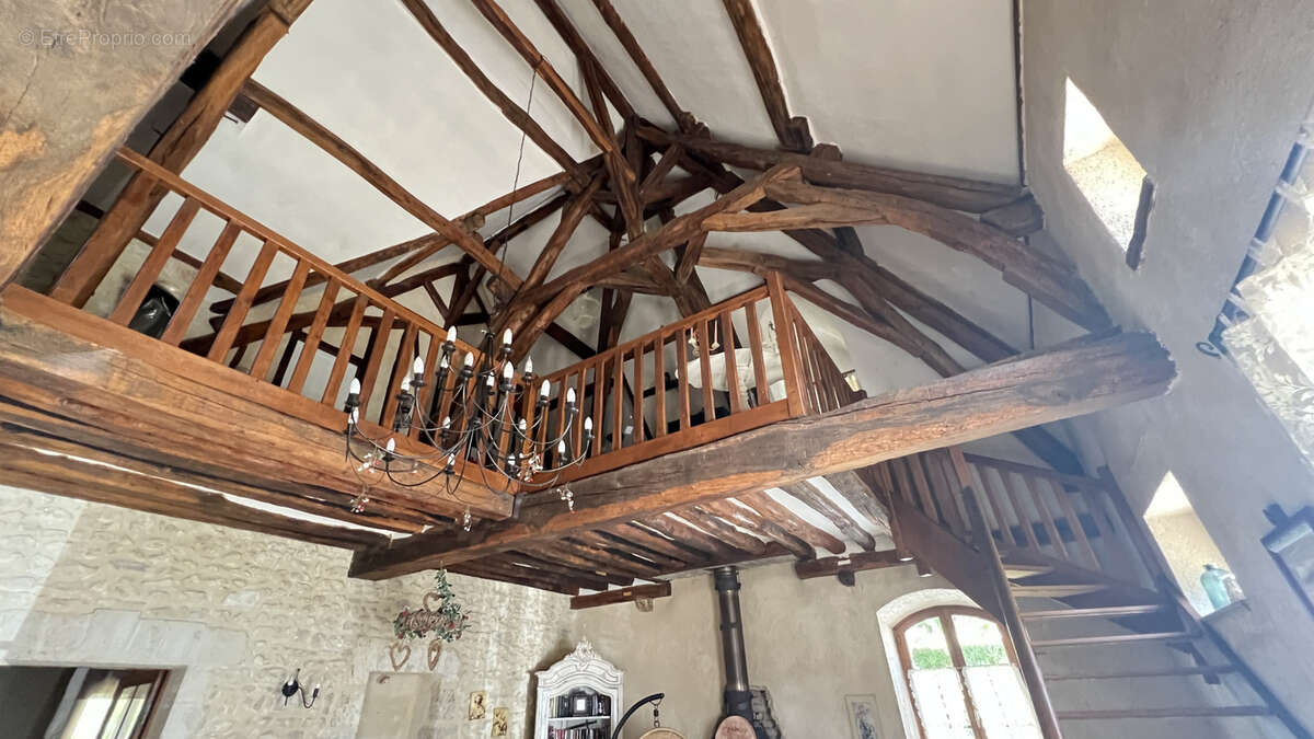 Propriété en pierres - photo 15