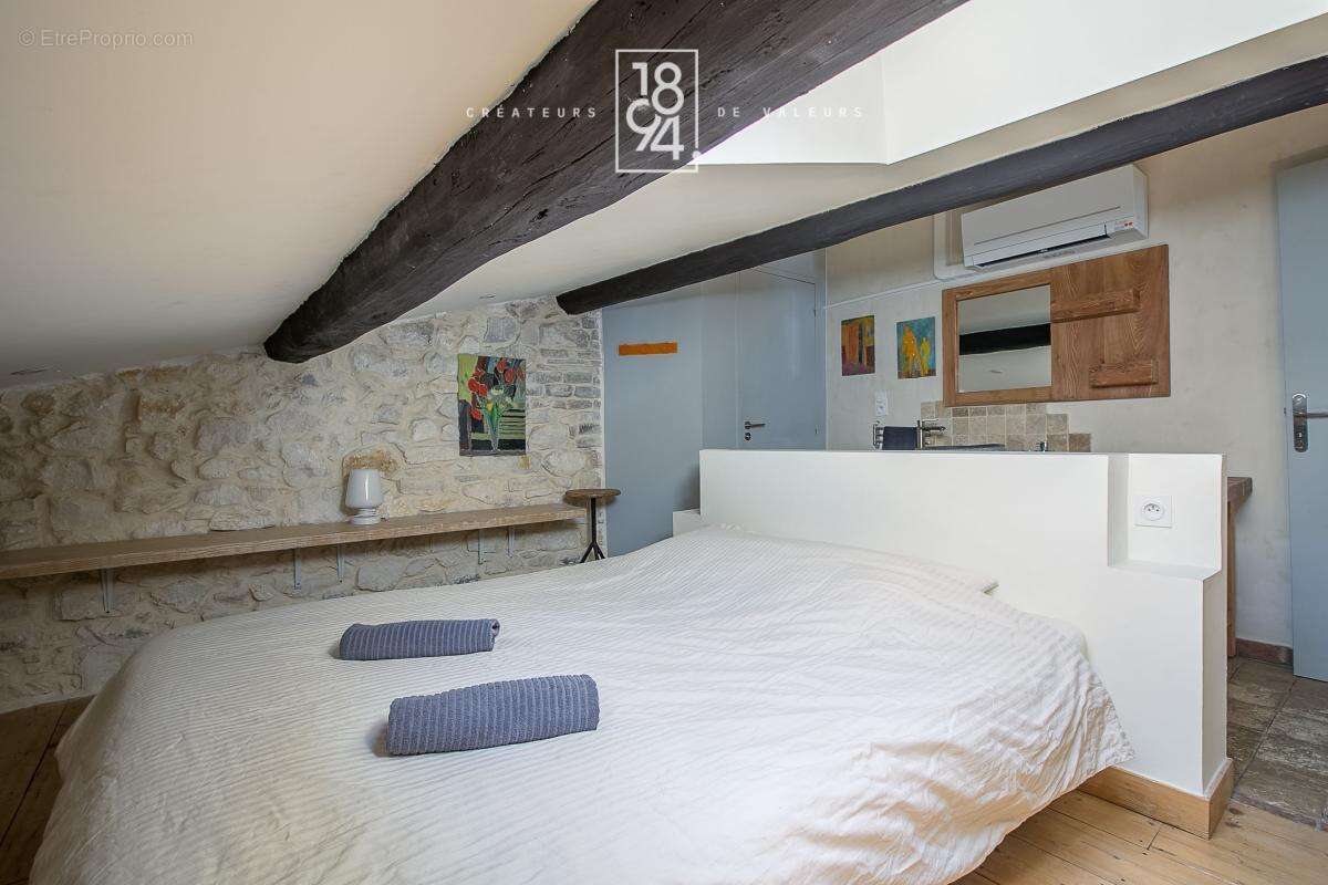 Appartement à MARSEILLE-7E