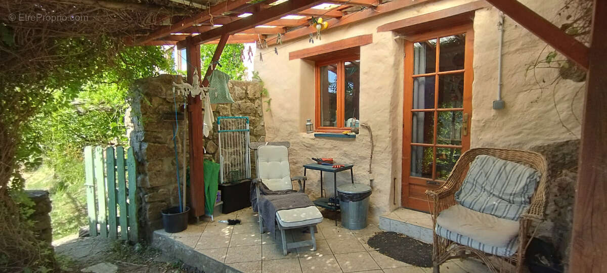 Maison à NONIERES