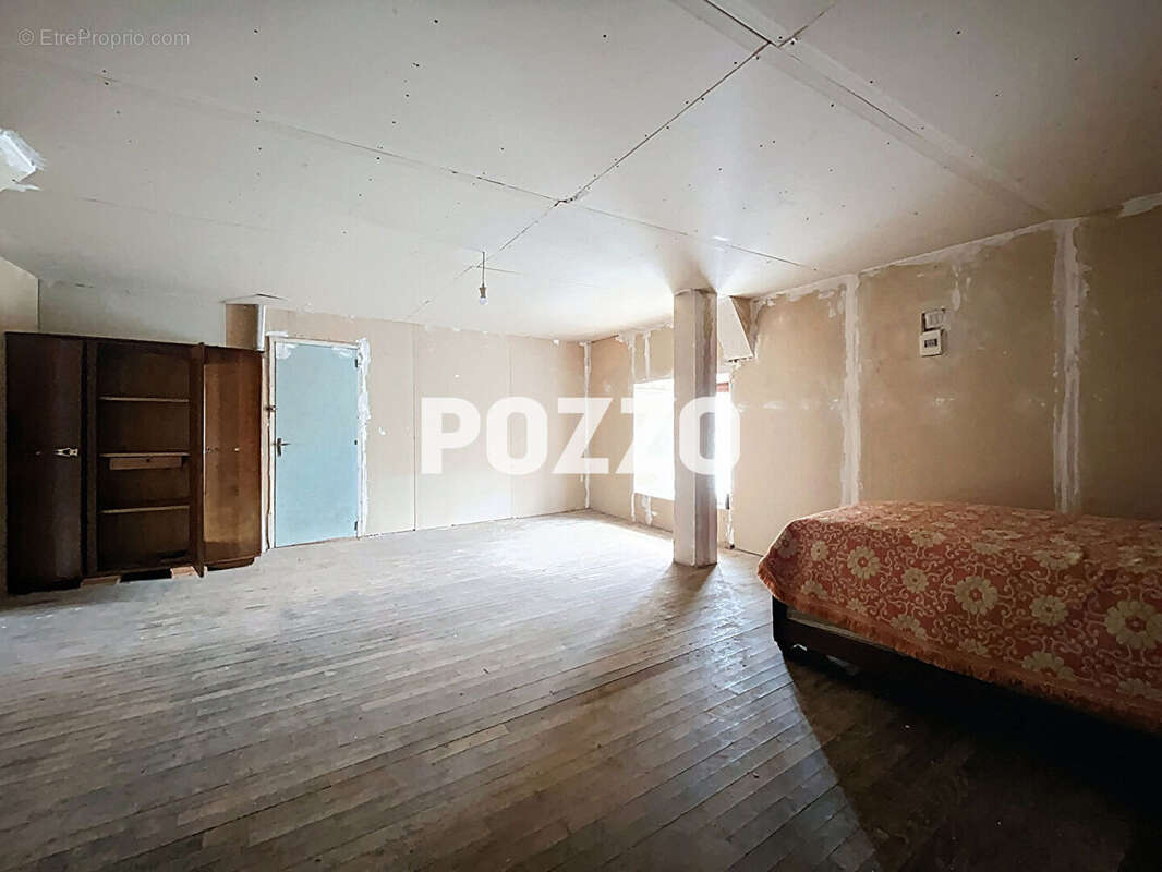 Maison à JUVIGNY-LE-TERTRE