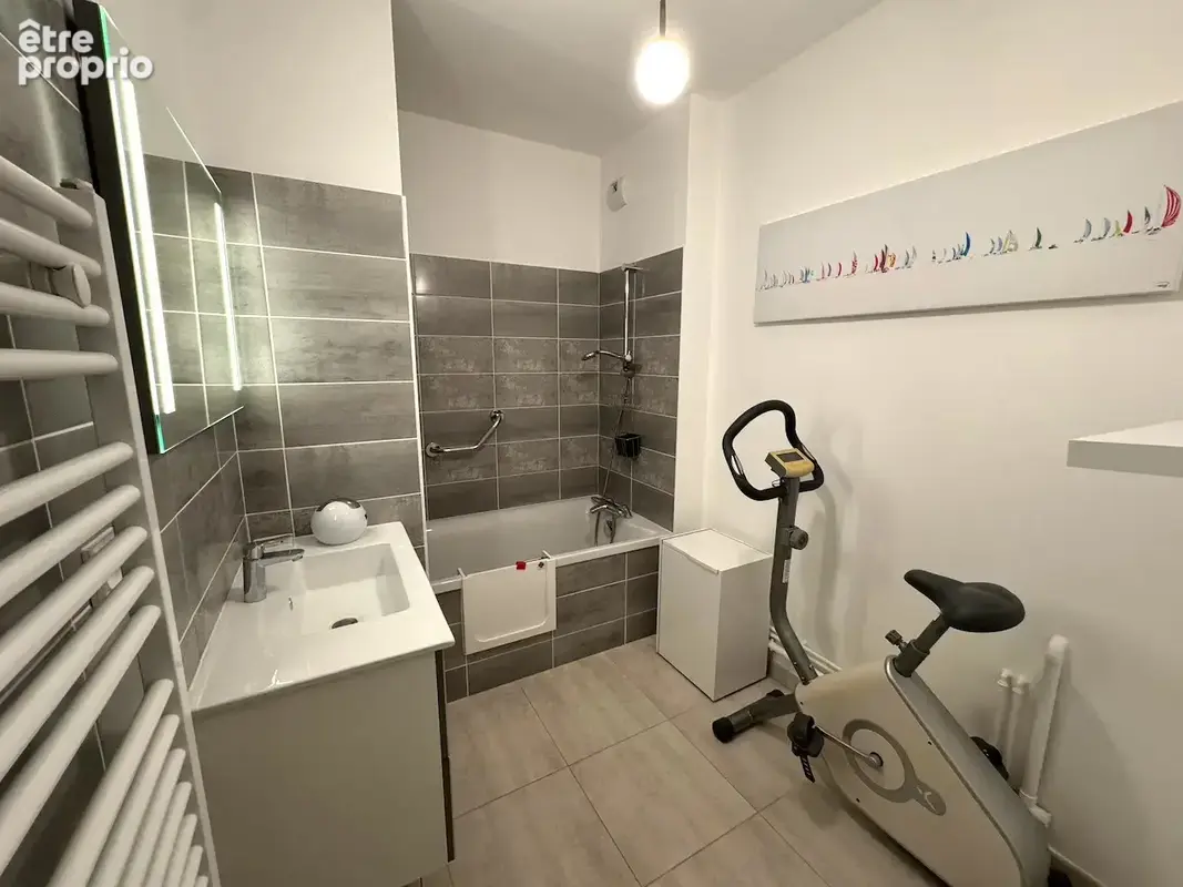 T4 avec terrasse et box proche toutes commodités - photo 18