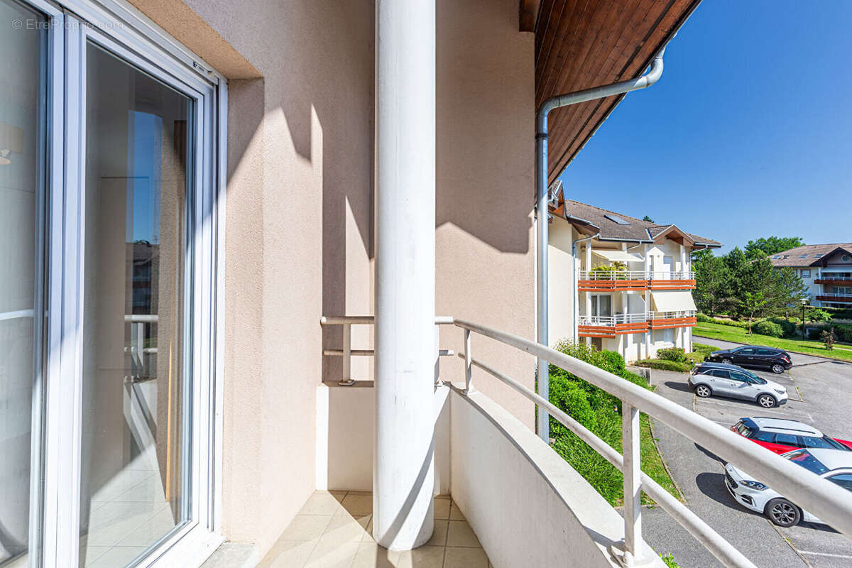 Agence immobiliere laforet - exclusivite - "laurier" - annecy / vieugy - appartement t2 de 44,50m² - balcon - photo 2