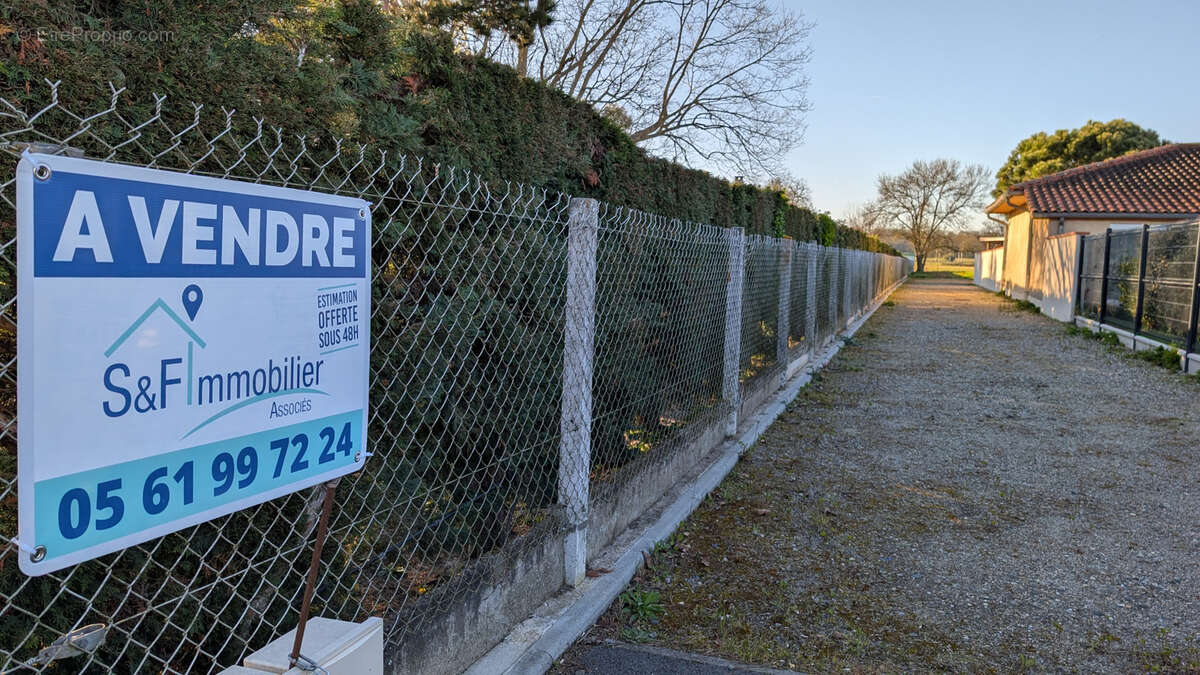 Terrain à PLAISANCE-DU-TOUCH