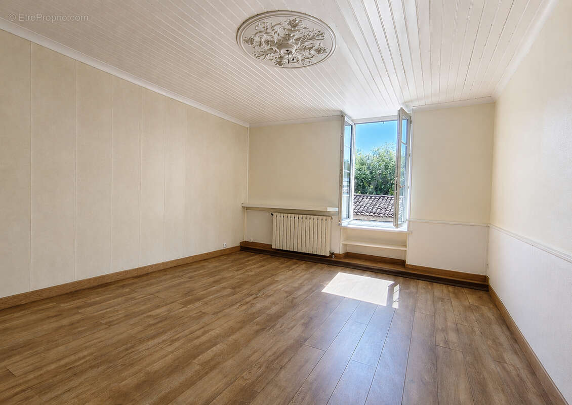Maison 6 pièces 153m2 Cognac - photo 5