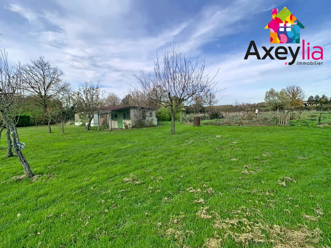 Maison à SAINT-ROMAIN-LA-MOTTE