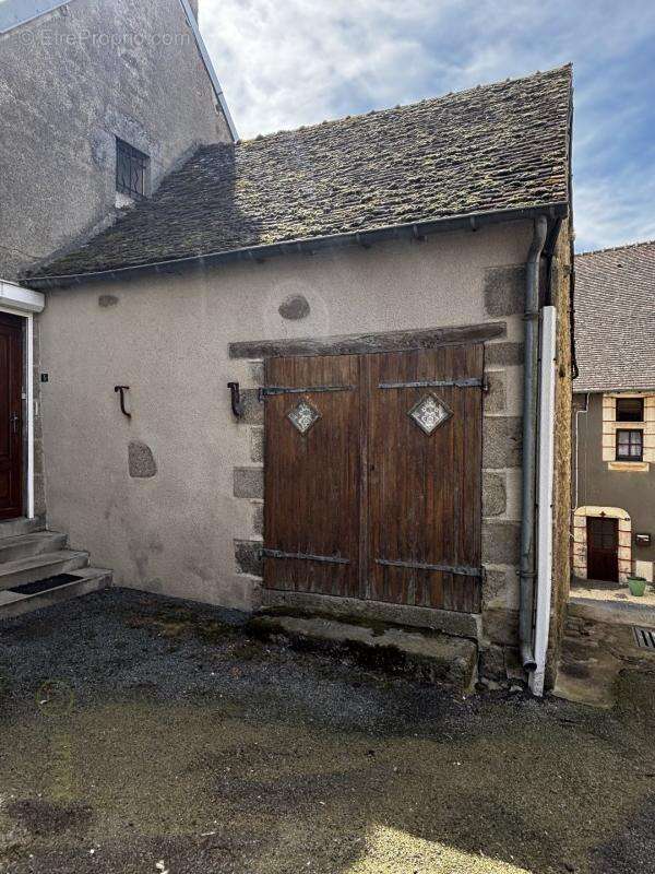 Maison à CHENERAILLES