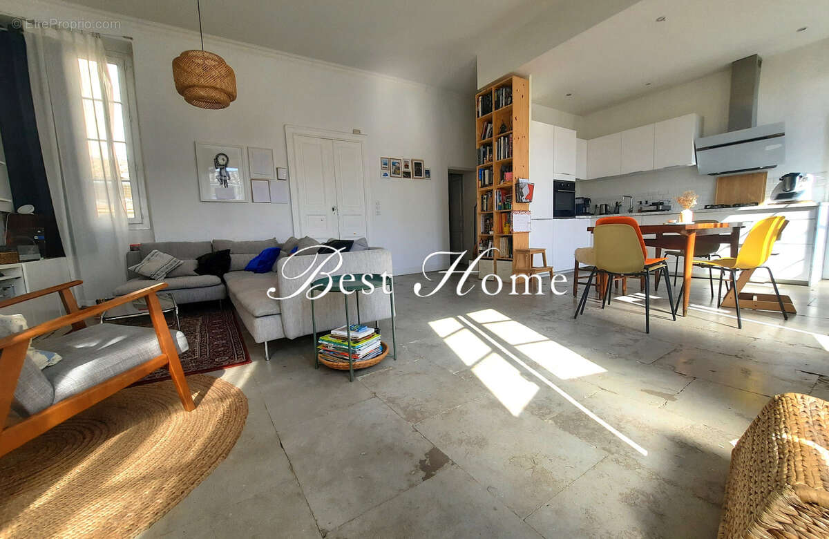 Appartement à NIMES