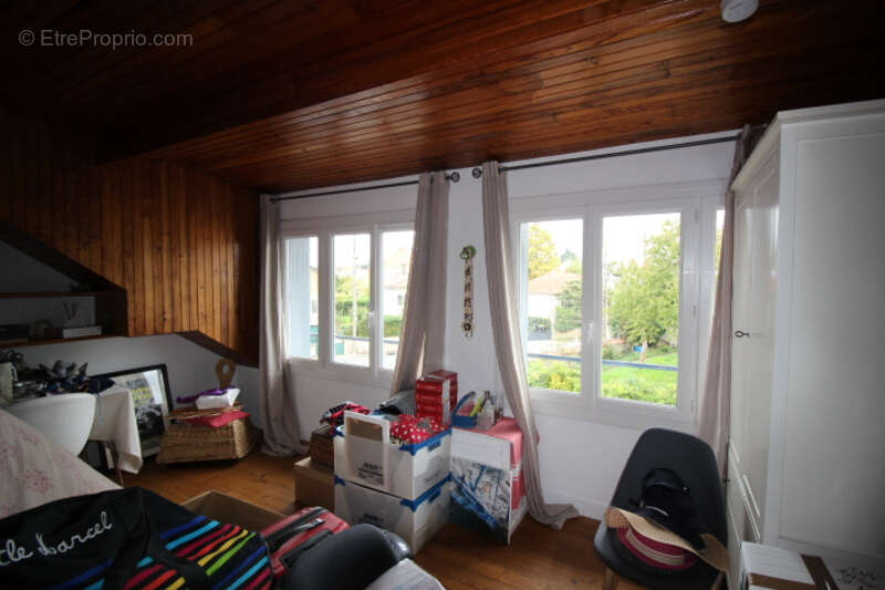 Maison à CHATELLERAULT