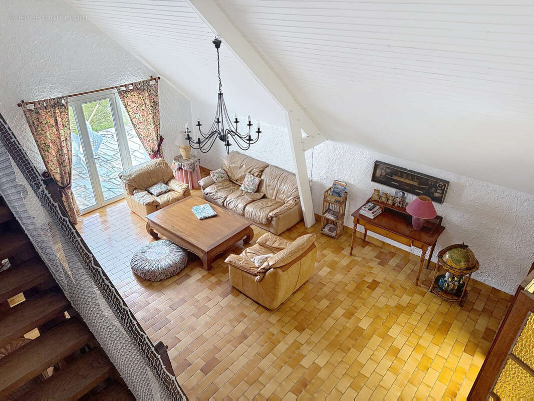 Maison à JULLOUVILLE