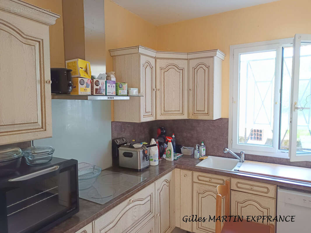 Maison 185 m² à Port-Sainte-Foy-Et-Ponchapt  - photo 8