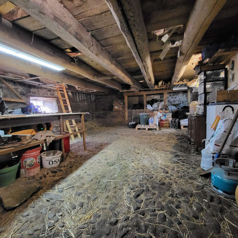 Maison à SAINT-SATURNIN