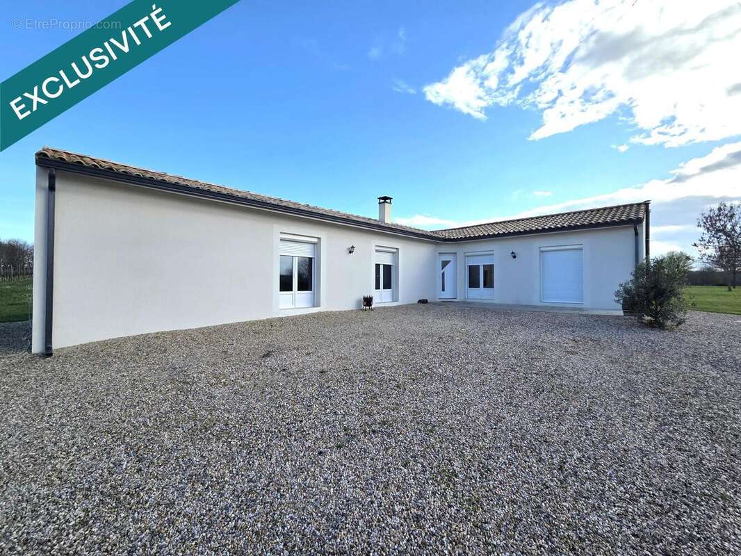 Photo 2 - Maison à NASTRINGUES