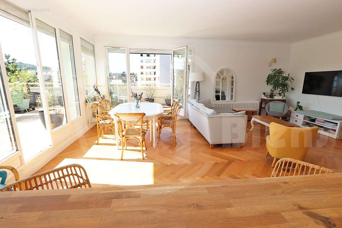 Appartement à VIROFLAY