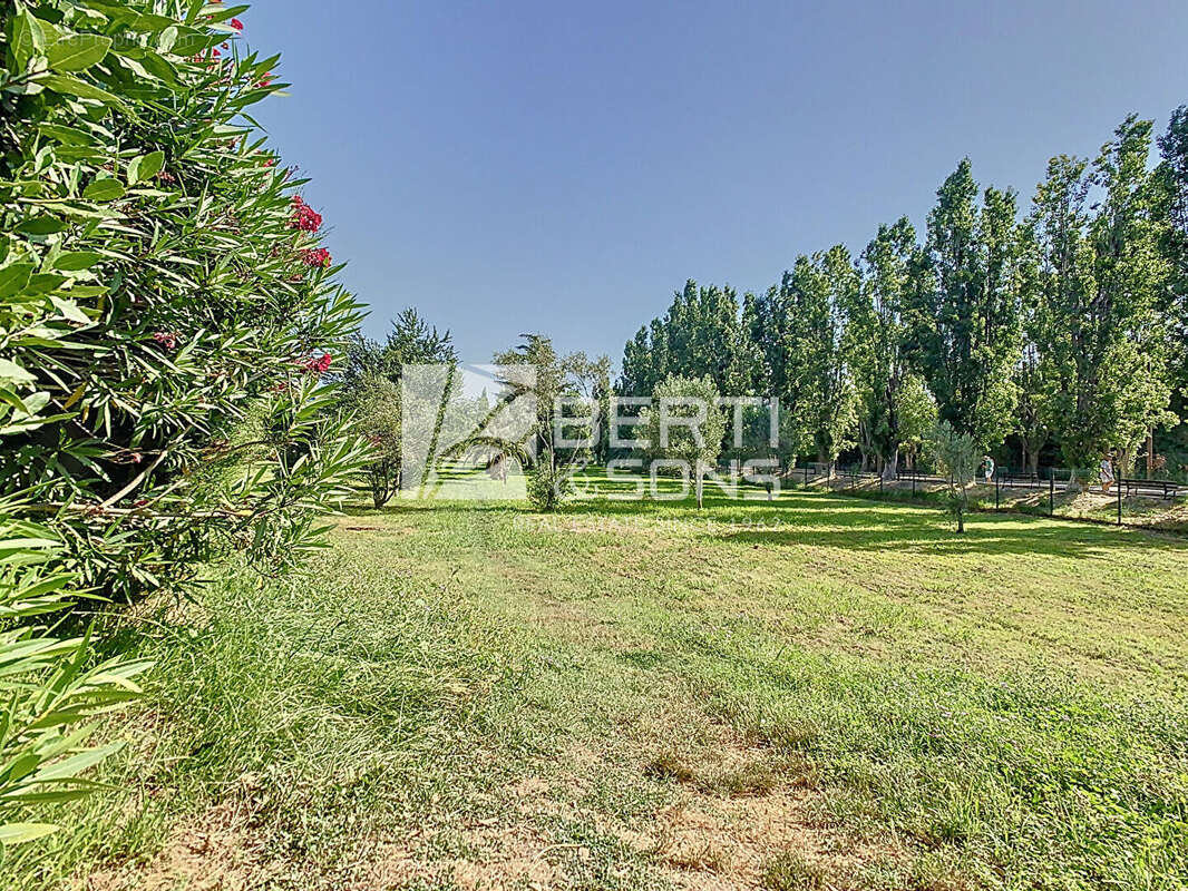 Appartement à MANDELIEU-LA-NAPOULE