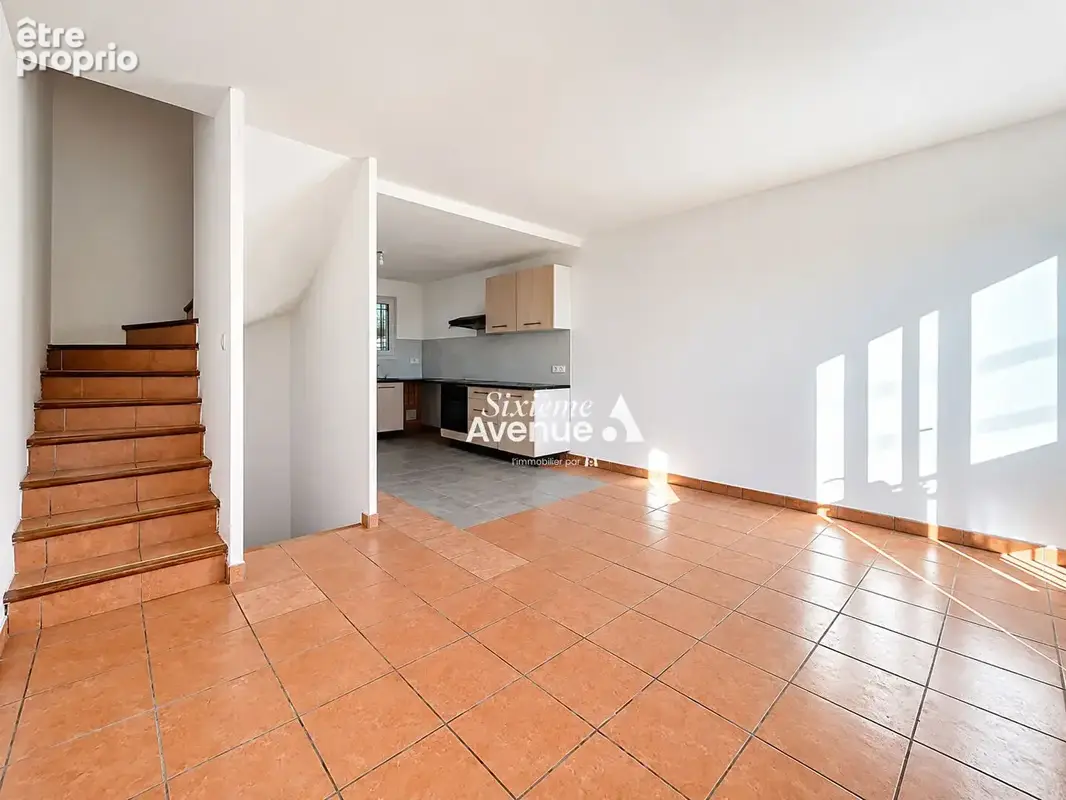 A Vendre Maison Grasse 4 pièces 90 m² avec garage fermé - photo 5