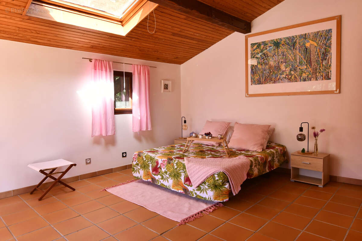 Maison à SAINT-MARTIN-DE-LONDRES